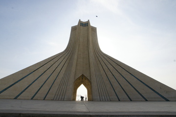 برج آزادی؛ روایت تصویری نماد تهران