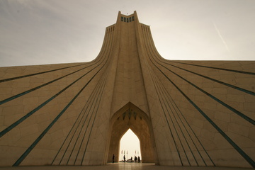 برج آزادی؛ روایت تصویری نماد تهران