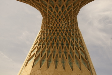 برج آزادی؛ روایت تصویری نماد تهران
