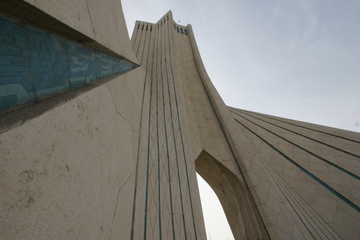 برج آزادی؛ روایت تصویری نماد تهران