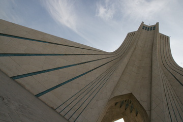 برج آزادی؛ روایت تصویری نماد تهران