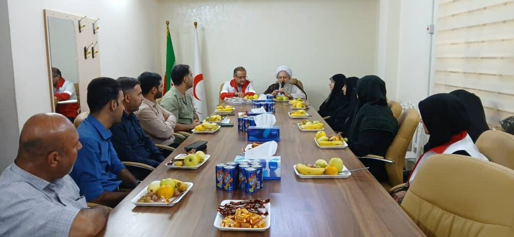 میلاد بانوی صبر و ایثار در نجف و کربلا؛ هلال‌احمر از پرستاران تجلیل کرد