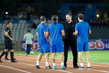 گزارش تصویری دیدار تیم‌های فوتبال پرسپولیس- صنعت نفت آبادان
