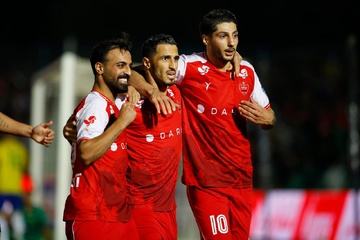 گزارش تصویری دیدار تیم‌های فوتبال پرسپولیس- صنعت نفت آبادان