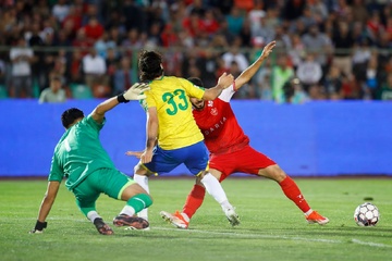 گزارش تصویری دیدار تیم‌های فوتبال پرسپولیس- صنعت نفت آبادان