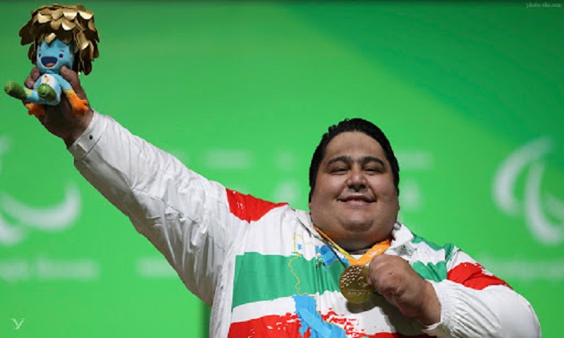 شوک بزرگ برای ورزش ایران سیامند رحمان دار فانی را وداع گفت