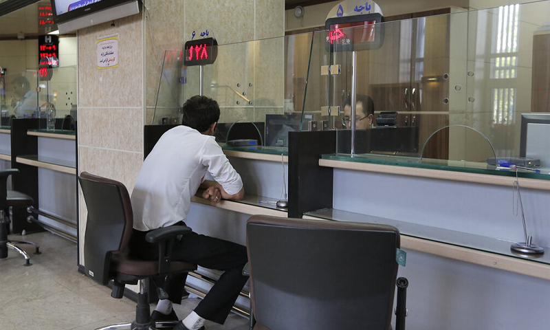 ابلاغ دستور پرداخت تسهیلات بدون ضامن به شعب بانک ملی ایران