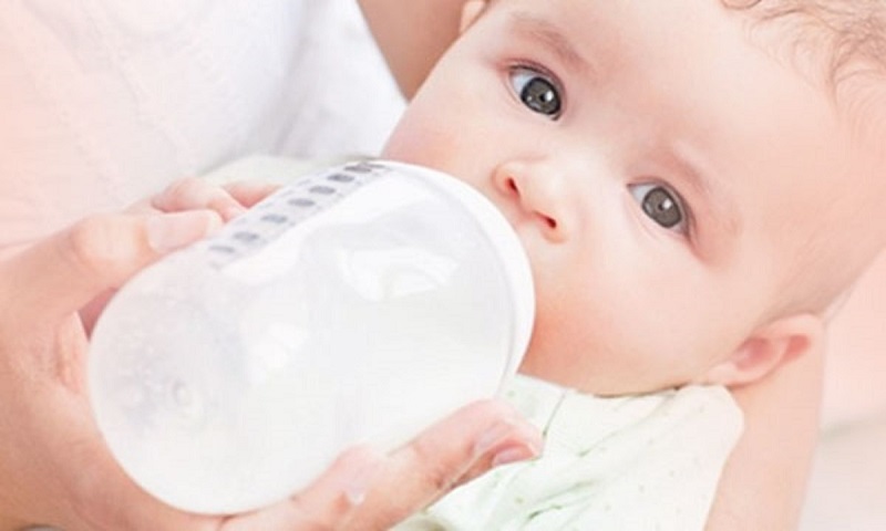 تکلیف شیردهی به نوزادان و ویروس کرونا مشخص شد