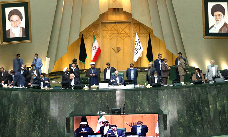 مصری رئیس مجمع نمایندگان استان کرمانشاه شد مصری رئیس مجمع نمایندگان استان کرمانشاه شد