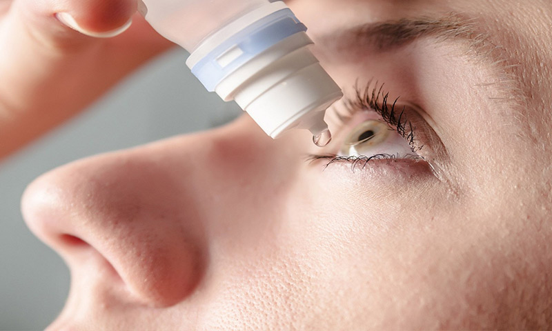 علائم خشکی چشم و روش های درمان آن