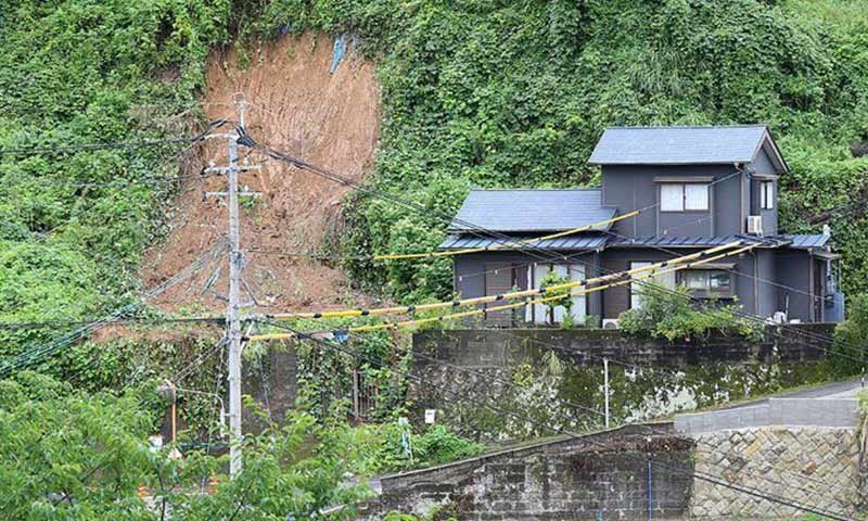 سیل و رانش زمین در ژاپن؛ 63 نفر جان باخته‌اند