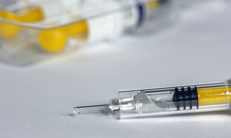 چه کسانی اولین بار واکسن کرونا را دریافت می‌کنند؟