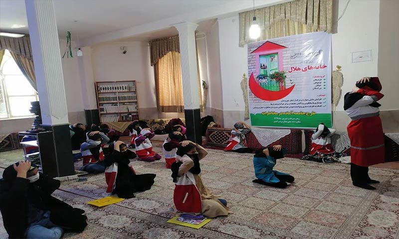 ارائه آموزش های همگانی هلال احمر به ۵۶۹ هزار نفر در خراسان جنوبی