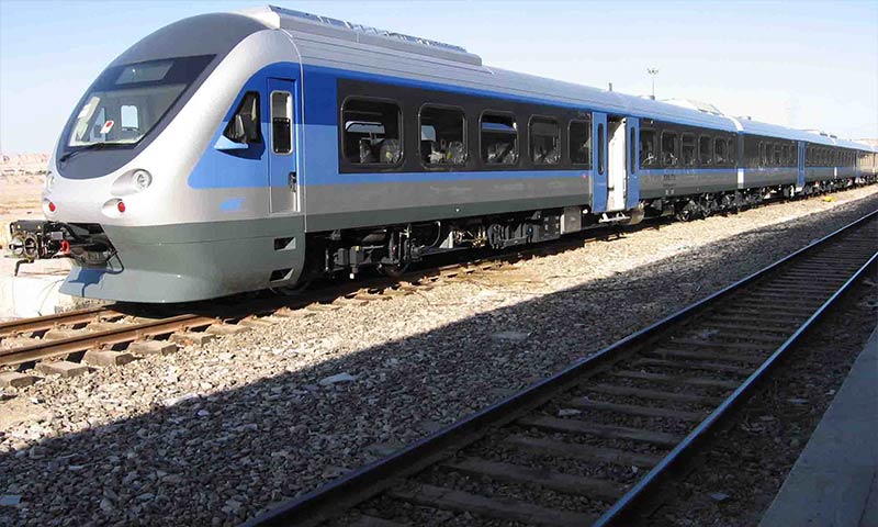 قطار ارومیه-مشهد بزودی راه اندازی می شود