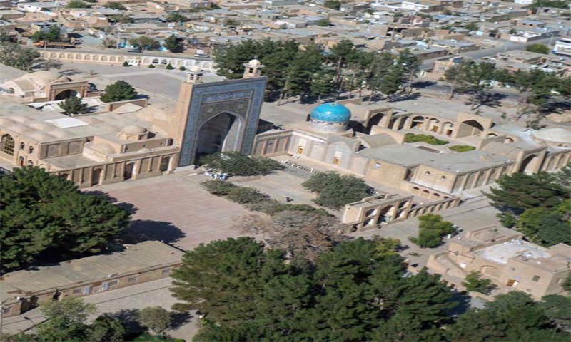 مجموعه تاریخی مزار جام در شهرستان تربت‌جام محوطه‌سازی شد