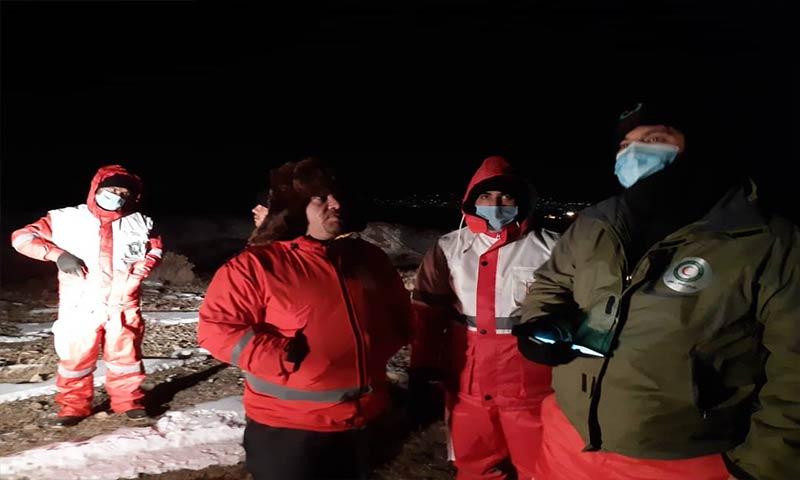 با تلاش امدادگران هلال احمر ۵ کوهنورد مفقودی در ارتفاعات دریاچه تار دماوند پیدا شدند