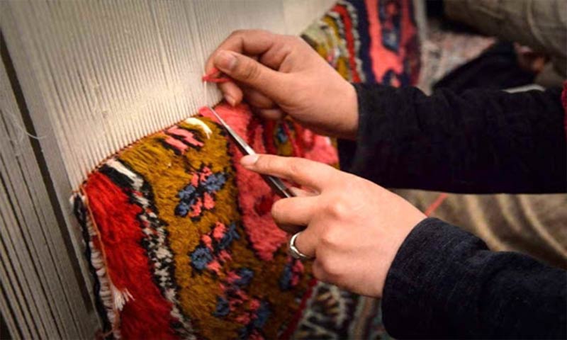 برقراری بیمه تکمیلی بافندگان فرش دستباف استان کردستان