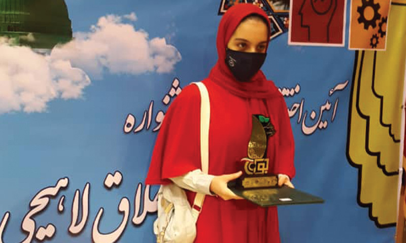 درخشش فیلمساز سینمای جوان لاهیجان در جشنواره جوان خلاق لاهیجی