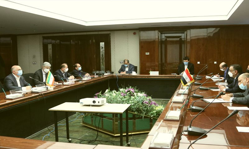 معاون وزیر نیرو در امور برق و انرژی با وزیر برق جمهوری عراق دیدار کرد