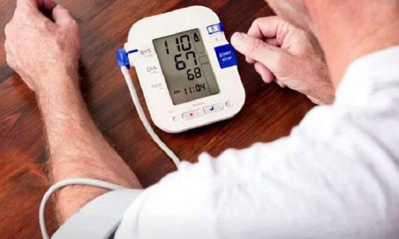 فشار خون چه علائمی دارد؟