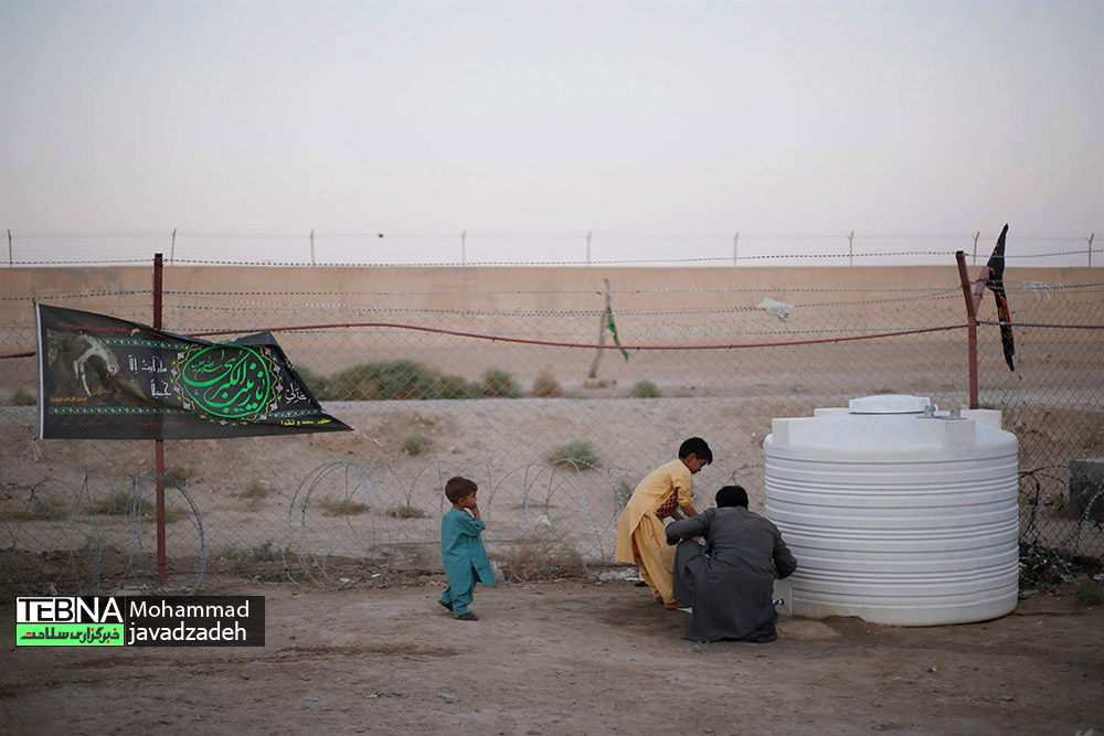 امدادرسانی جمعیت هلال احمر به پناهندگان افغانستانی