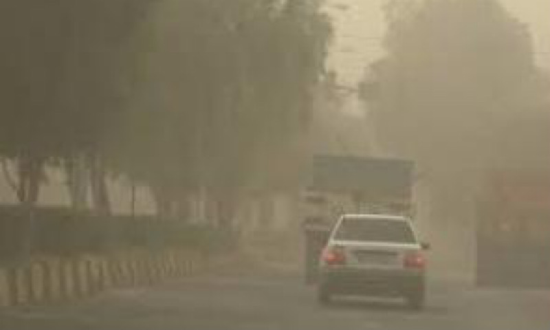 دست و پنجه نرم کردن مردم شهرستان فهرج با گرد و غبار