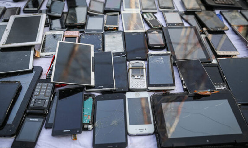 کشف ۷۵دستگاه گوشی تلفن همراه سرقتی در هنگ مرزی تایباد