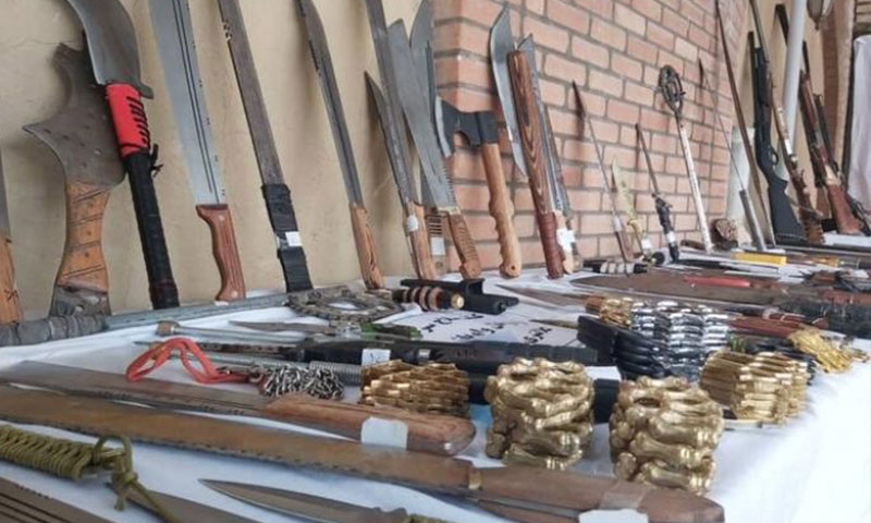 سه باند زورگیر، سارقان به عنف و اراذل و اوباش در کرمان دستگیر شدند سه باند زورگیر، سارقان به عنف و اراذل و اوباش در کرمان دستگیر شدند