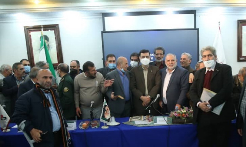نشست صمیمی رئیس بنیاد شهید و امور ایثارگران با جمعی از ایثارگران نشست صمیمی رئیس بنیاد شهید و امور ایثارگران با جمعی از ایثارگران