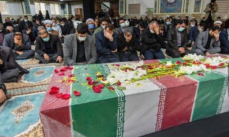 تشییع باشکوه 6 آلاله زهرایی در مازندران/ قدردانی مازندرانیها از قهرمانان وطن تشییع باشکوه 6 آلاله زهرایی در مازندران/ قدردانی مازندرانیها از قهرمانان وطن