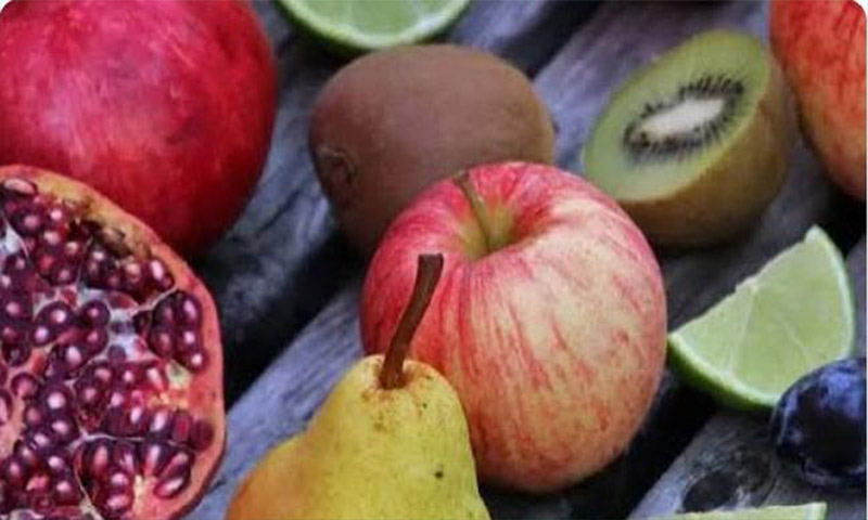 کاهش معجزه‌آسای علائم اولیه پیری پوست با مصرف این میوه‌ها